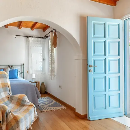 Villa Alisachni House Mykonos Kalafatis